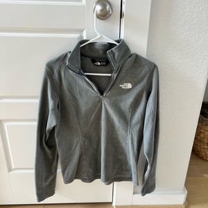 Women’s North Face Quarter Zip Jacket